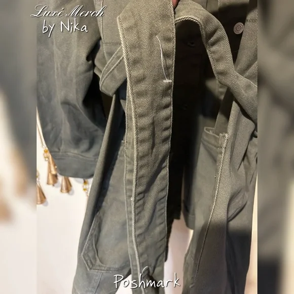 Terra & Sky Plus 2X (20-22W)Belted Olive Green Shacket - Picture 5 of 6